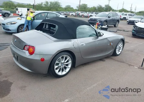 2004 BMW Z4 2.5I из США, поврежденный, VIN 4USBT334X4LR66905